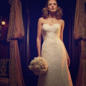 Casablanca wedding gown